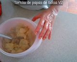 Foto del paso 4 de la receta: Tortilla de papas de bolsa V2