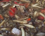 Foto langkah ke 2 dari resep Beef Shimeji.