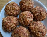 A picture of step 5 of Garden cress ladoo.