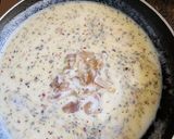 A picture of step 4 of White sauce farfalle pasta.