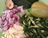 Foto langkah ke 1 dari resep 251. Jangan lombok ijo (sayur lombok ijo).