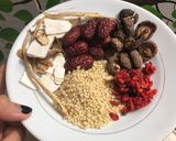 Hình bước làm 2 của món Canh gà hầm