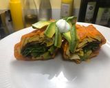 Foto del paso 1 de la receta: Wraps de queso relleno de huevo, Aguacate, bacon y lechuga