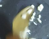 A picture of step 1 of Vegan Cream of Tomato Soup.
