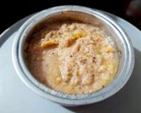 A picture of step 2 of Mushroom gravy in butter.