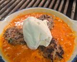 A picture of step 4 of Kofta iskender.