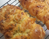 Foto langkah ke 8 dari resep Garlic Pullapart.