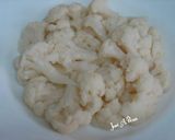 Foto del paso 2 de la receta Coliflor esparragadas con crema de moztataza