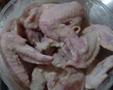 Foto langkah ke 2 dari resep Hot chicken wings.