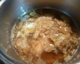 A picture of step 4 of Perfect for Colds! Easy Fluffy Egg Drop Udon.