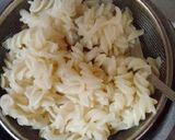 अनियन मैकरॉनी (onion macaroni recipe in Hindi) रेसिपी चरण 2 फोटो