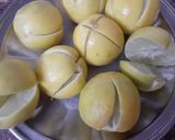 A picture of step 2 of Achaar e Lemon (lemo ka achaar).