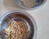 Foto langkah ke 1 dari resep Bakwan Sayur Udang Rebon.