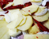 Foto del paso 2 de la receta: Salmón con verduras al horno