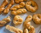 Φωτογραφία βήματος 2 της συνταγής Πασχαλινά κουλουράκια ή παστούδες της κ. Κρυστάλλας
