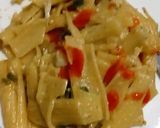 A picture of step 8 of Chilli egg pasta.