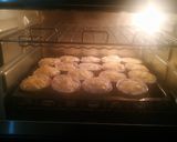 Foto langkah ke 6 dari resep Banana Cup Cake.