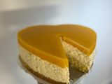 Barackos mousse torta kókuszos piskóta alapon