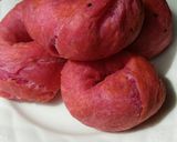 Foto langkah ke 3 dari resep Donat Buah Naga.