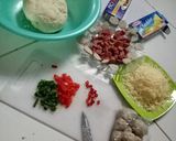 Foto langkah ke 3 dari resep Pizza teflon sederhana.