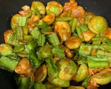 รูปขั้นตอนการทำที่ 2 ของ ห่อนึ่งไก่