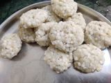 Sabudana Vada with coconut filling