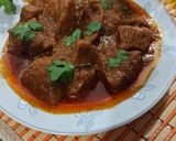 A picture of step 4 of Gosht ka salan.