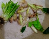 Foto langkah ke 2 dari resep Tom Yum Goong Thai Boy.