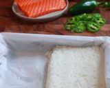 A picture of step 3 of Crispy Rice with Salmon Poke.