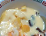 A picture of step 2 of Custard Fruit Salad.