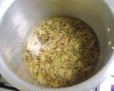 A picture of step 2 of Nadru Yakhni.