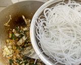 Foto langkah ke 5 dari resep Soun Goreng Cabe Hijau.