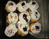 A picture of step 9 of Marble chocolate cream Cake and cup cakes made at home.