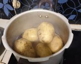 Foto langkah ke 1 dari resep Kentang panggang isi daging.