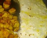 A picture of step 3 of Rice flour roti.