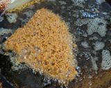 Foto langkah ke 10 dari resep Ayam Goreng Kremes.