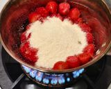 Foto langkah ke 1 dari resep Homemade Strawberry🍓Jam.