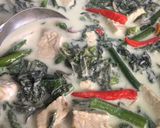 Foto langkah ke 2 dari resep Sayur pucuk ubi campur kacang panjang dan tempe masak lemak.