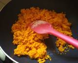 Jaggery-Turmeric Halwa recipe step 3 photo