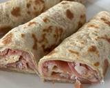 Foto del paso 5 de la receta: Wraps de jamón y queso con pera: sorprendente!!
