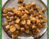 राजस्थानी गट्टे की सब्जी (Rajasthani gatte sabzi recipe in Hindi) रेसिपी चरण 7 फोटो