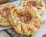 Foto langkah ke 13 dari resep (Sourdough Discard) Roti Pizza Mini.