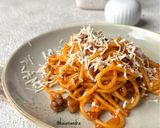 Foto langkah ke 7 dari resep Spaghetti with Mushroom Sauce.