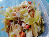 Salad for one. Ensalada Crujial