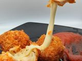 Brulee boomb mozarella