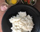Foto langkah ke 1 dari resep 2.Nasi Goreng Telur.