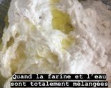 Une image de l'étape 2 de Pâte à pizza / pizza raclette.