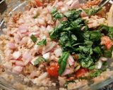 Foto del passaggio 3 della ricetta Panzanella con pane multicereali, verdure, tonno, al profumo di aceto balsamico