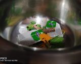 A picture of step 1 of Green Tea Turmeric kadha.