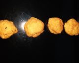 A picture of step 3 of Chatpati Mangodi.